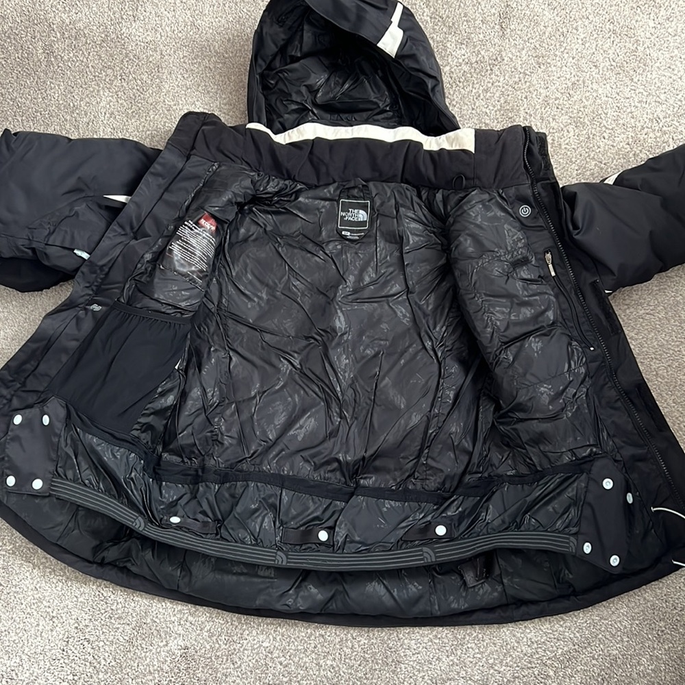 The North Face ski jacket - Picture 5 of 8